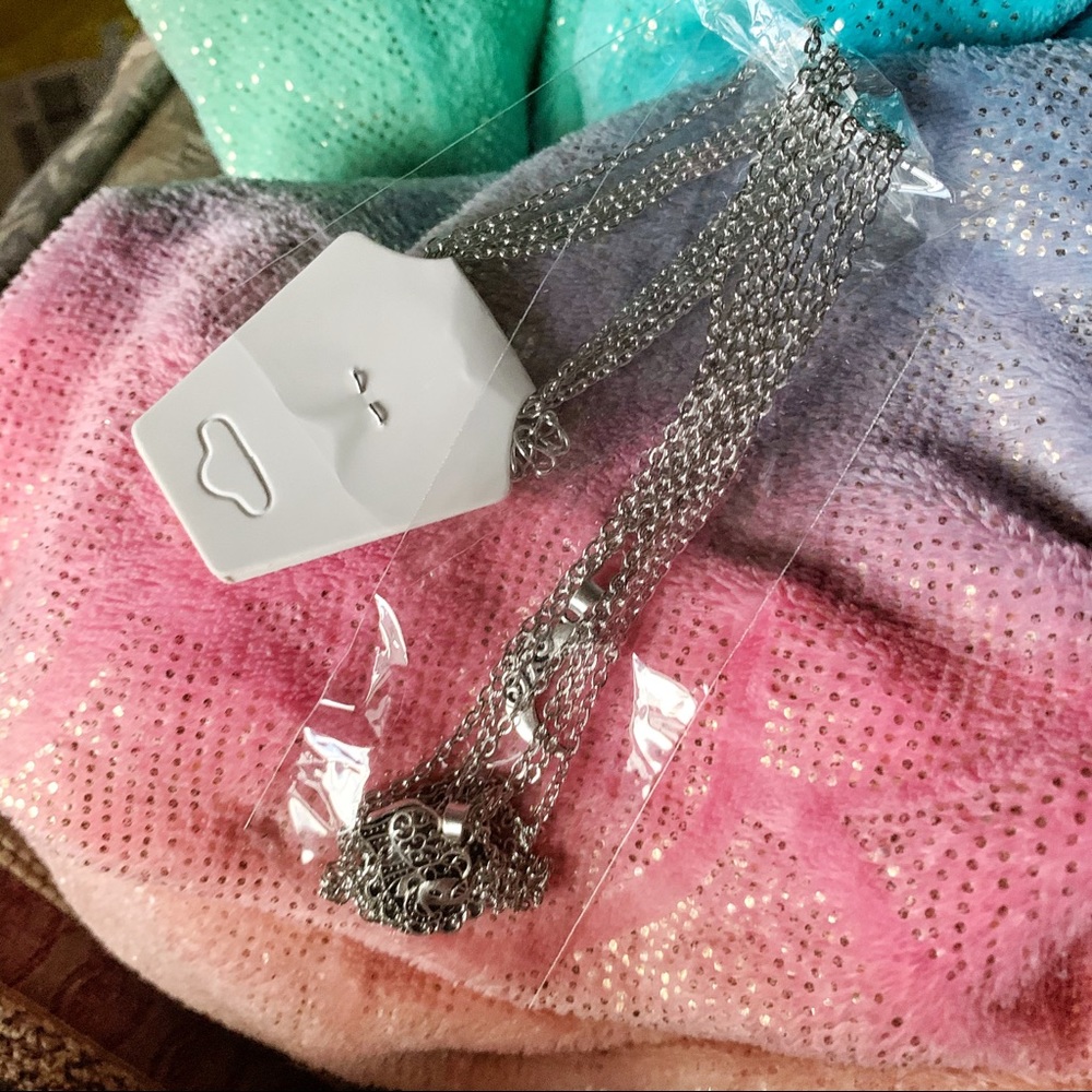 🌙NWT Boho Multi Layer Necklace - Picture 7 of 8